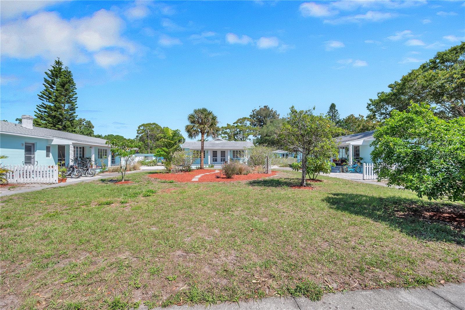 5027 28TH AVE S, GULFPORT, FL — photo 5