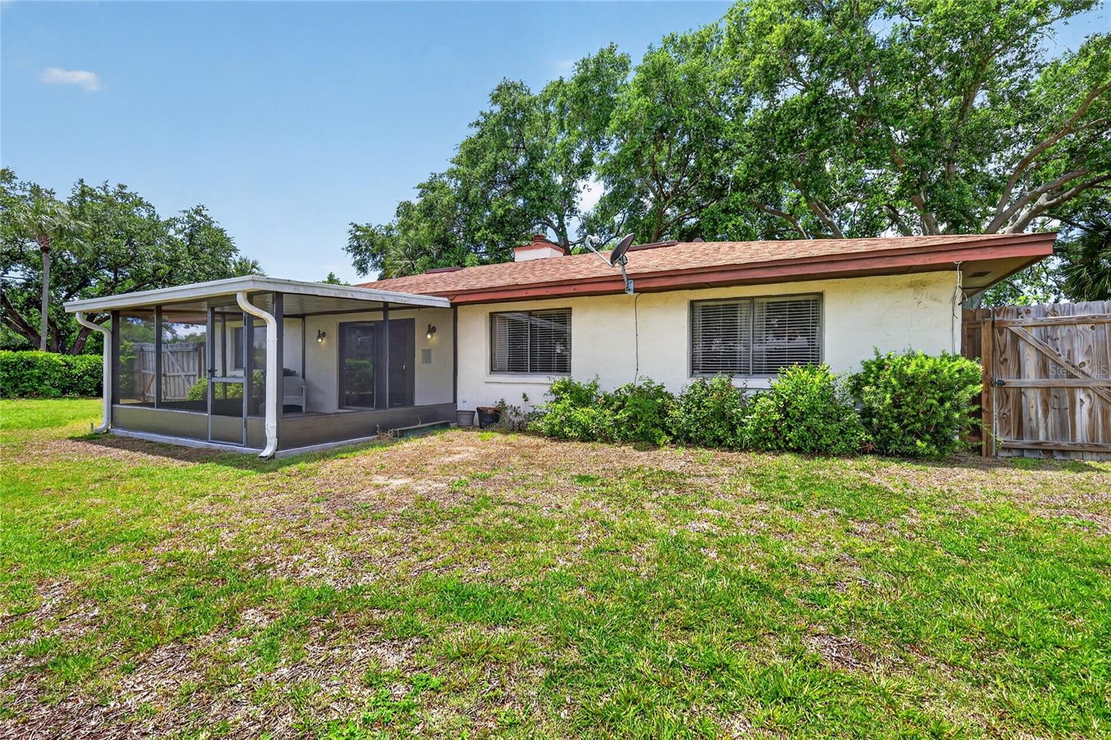 3001 STRATFORD LN, MOUNT DORA, FL — photo 58