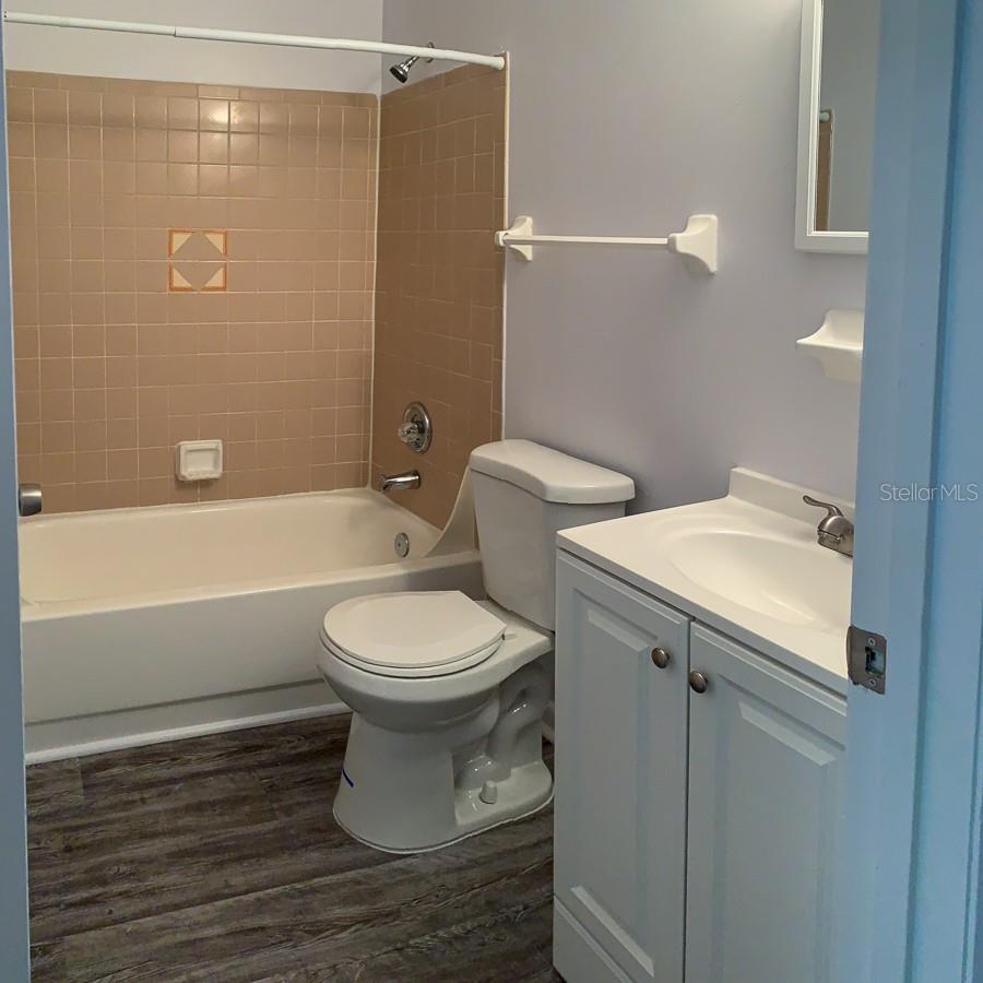 1213 NW 39TH AVE #B4, GAINESVILLE, FL — photo 12