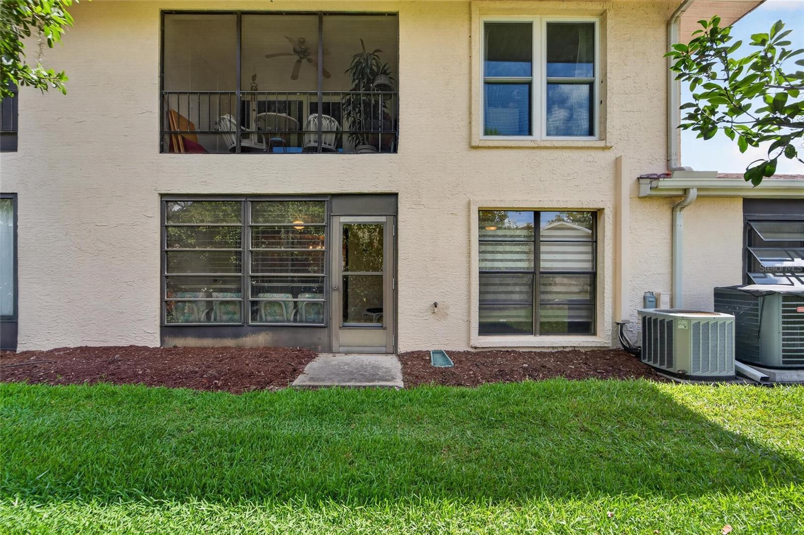319 KNOTTWOOD CT #2, SUN CITY CENTER, FL — photo 37