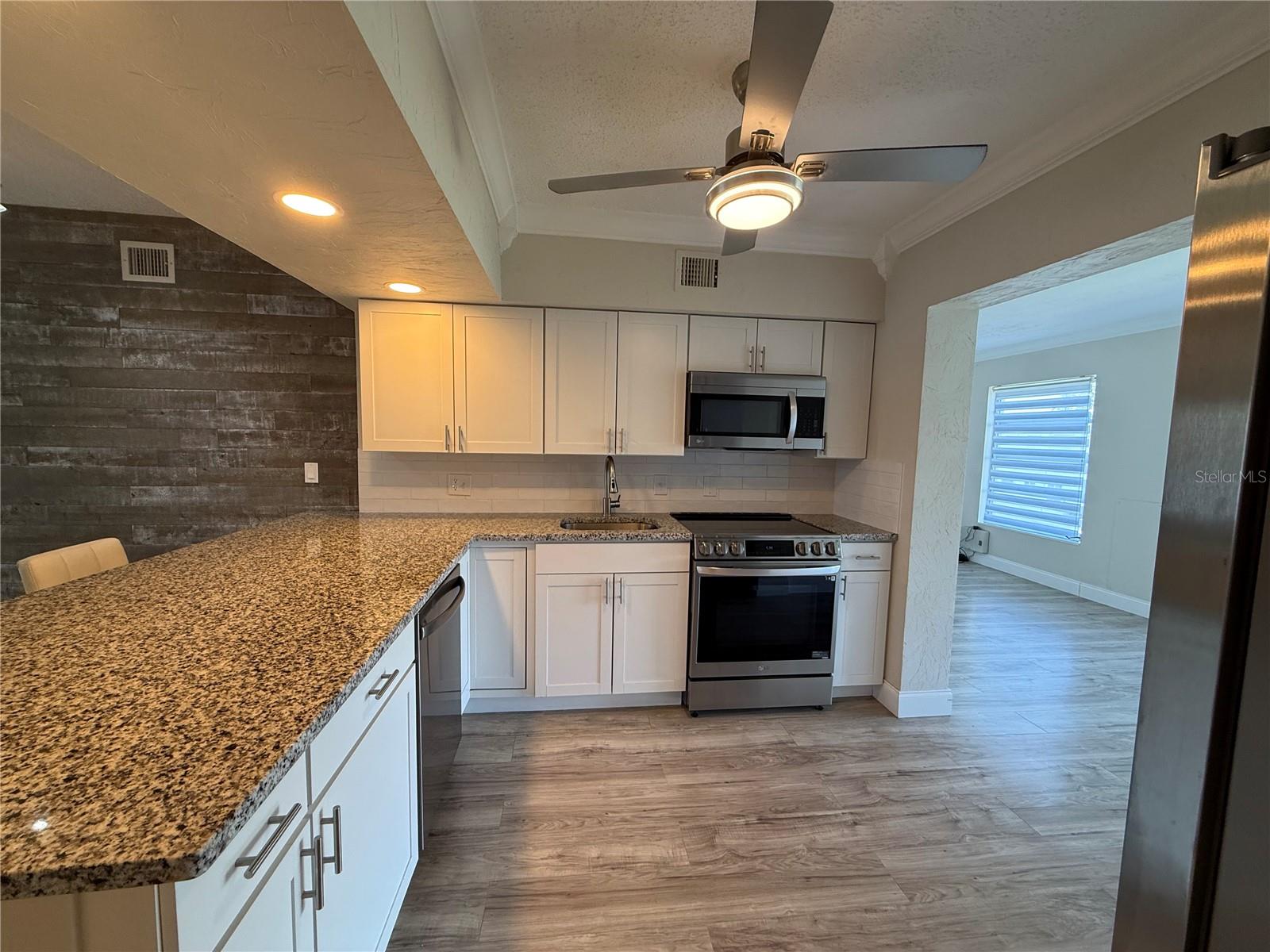 2428 COLUMBIA DR #68, CLEARWATER, FL — photo 8