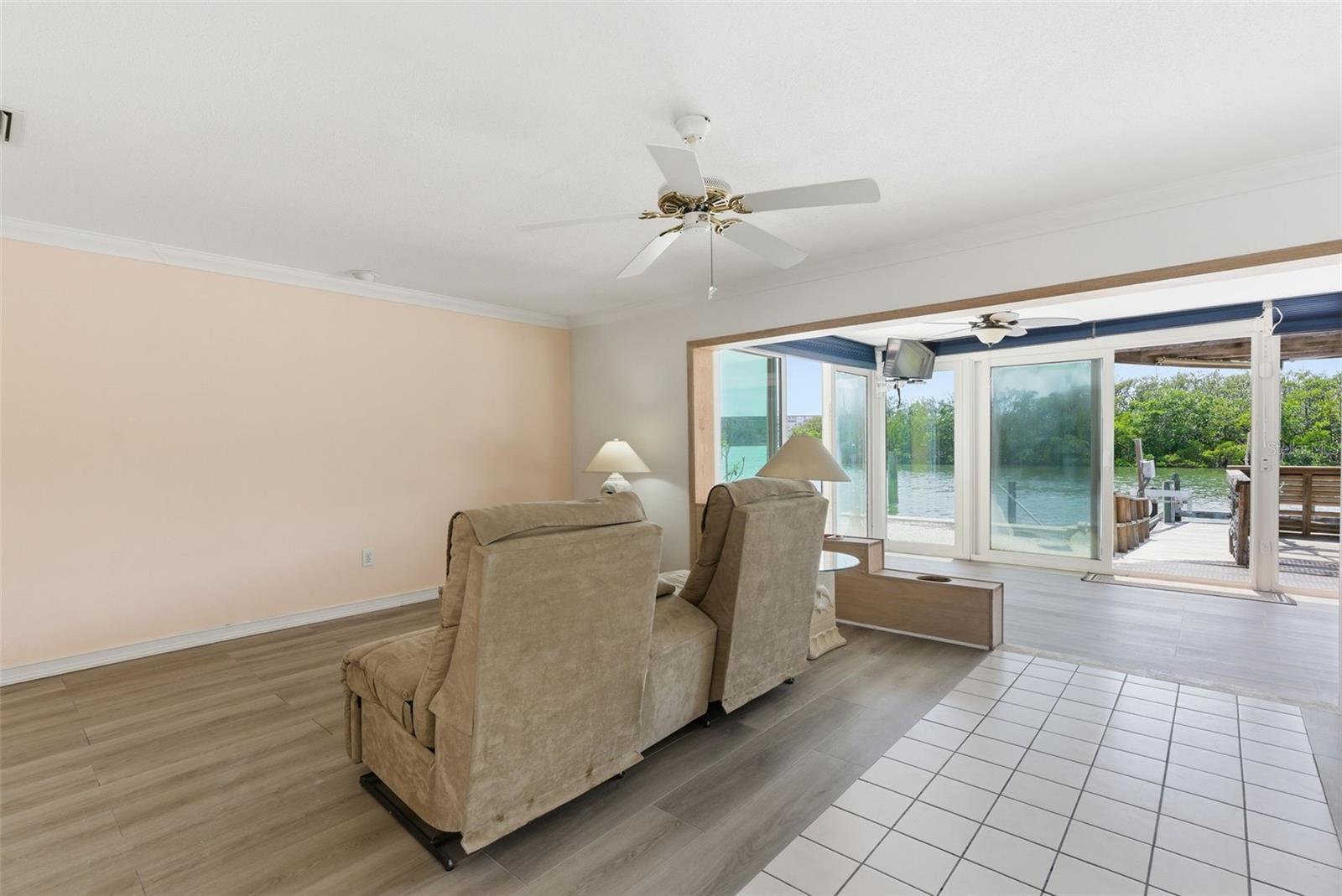 1421 SEA GULL DR S, ST PETERSBURG, FL — photo 30