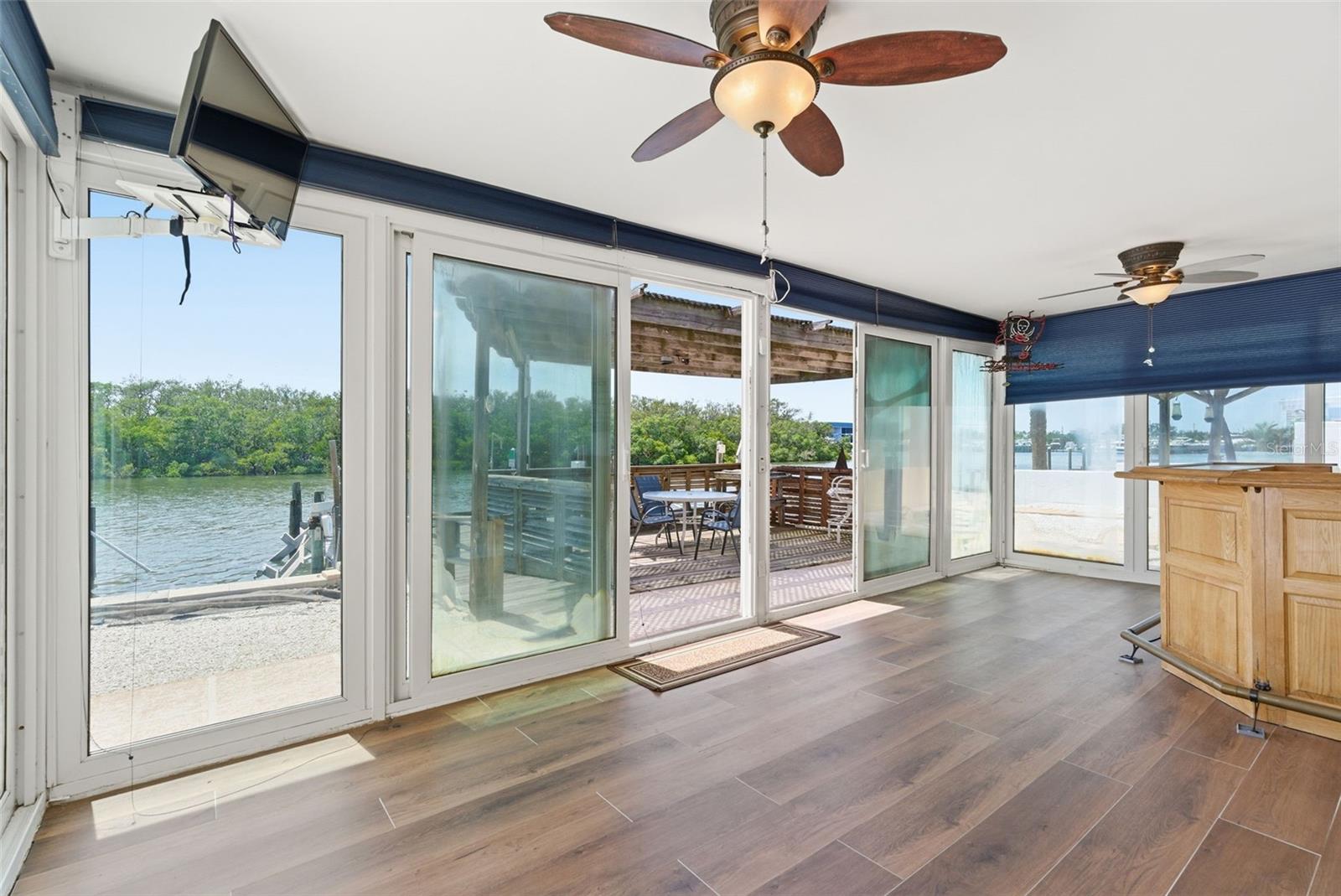 1421 SEA GULL DR S, ST PETERSBURG, FL — photo 36