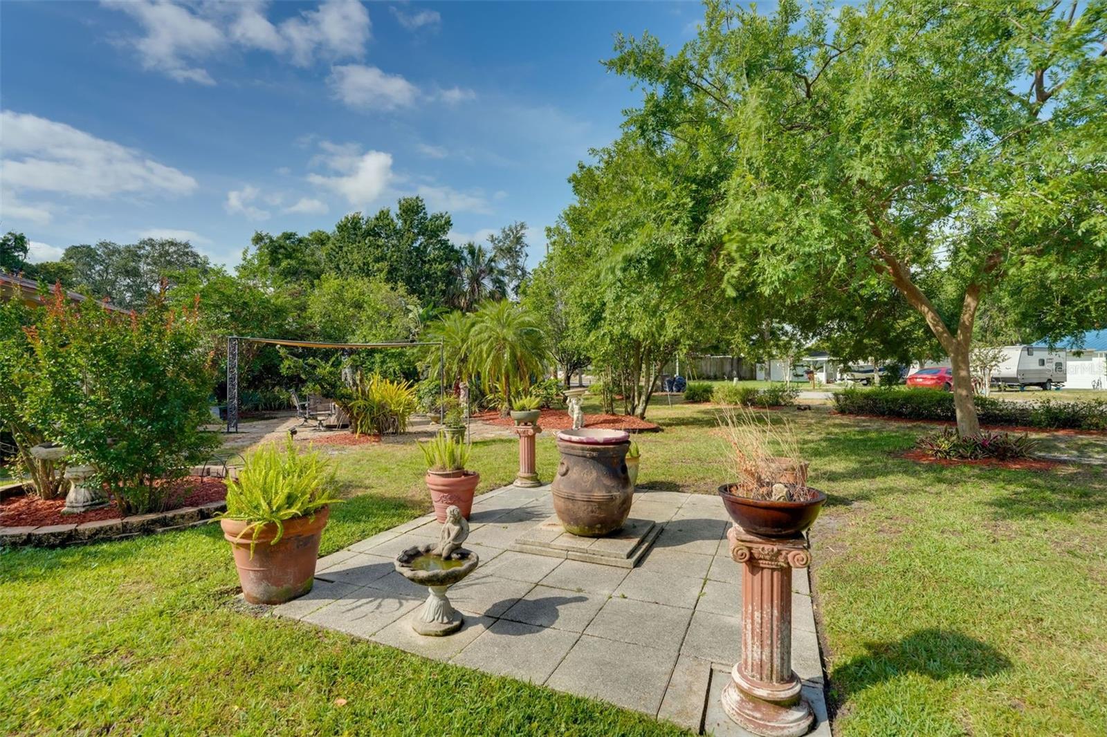 2390 SHERIDAN RD, MOUNT DORA, FL — photo 47