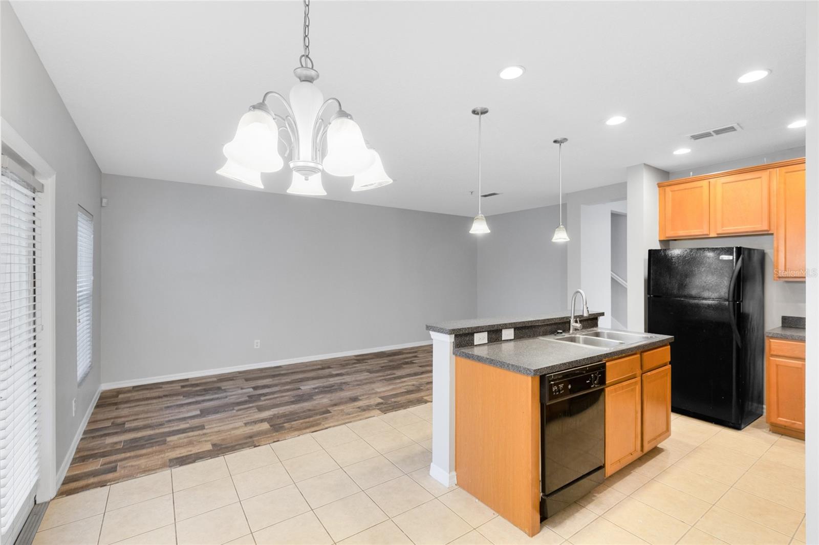 2064 CYPRESS BAY BLVD, KISSIMMEE, FL — photo 3