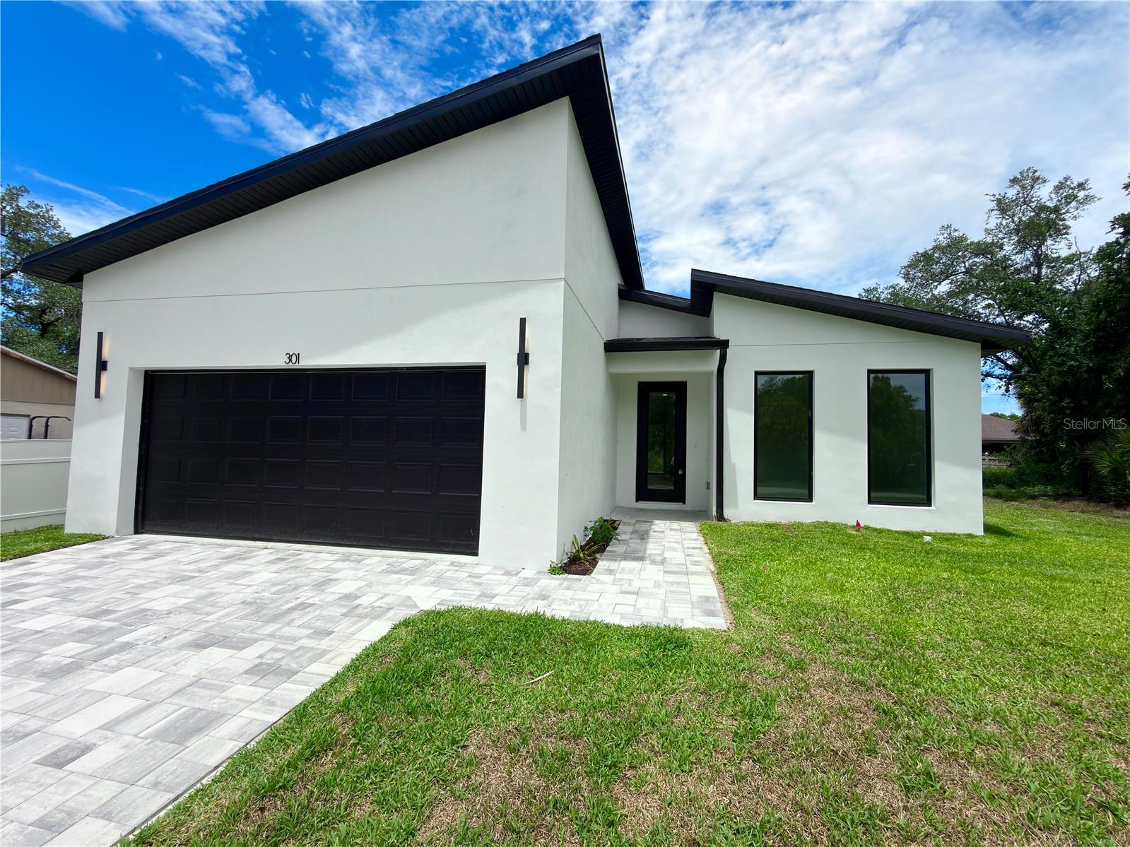 301 EPPINGER DR, PORT CHARLOTTE, FL — photo 3