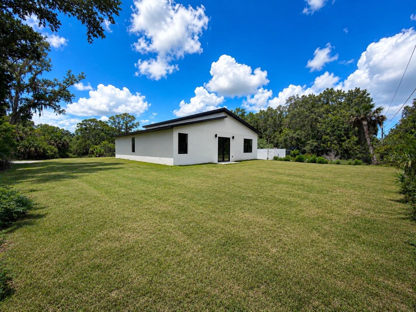 301 EPPINGER DR, PORT CHARLOTTE, FL — photo 60