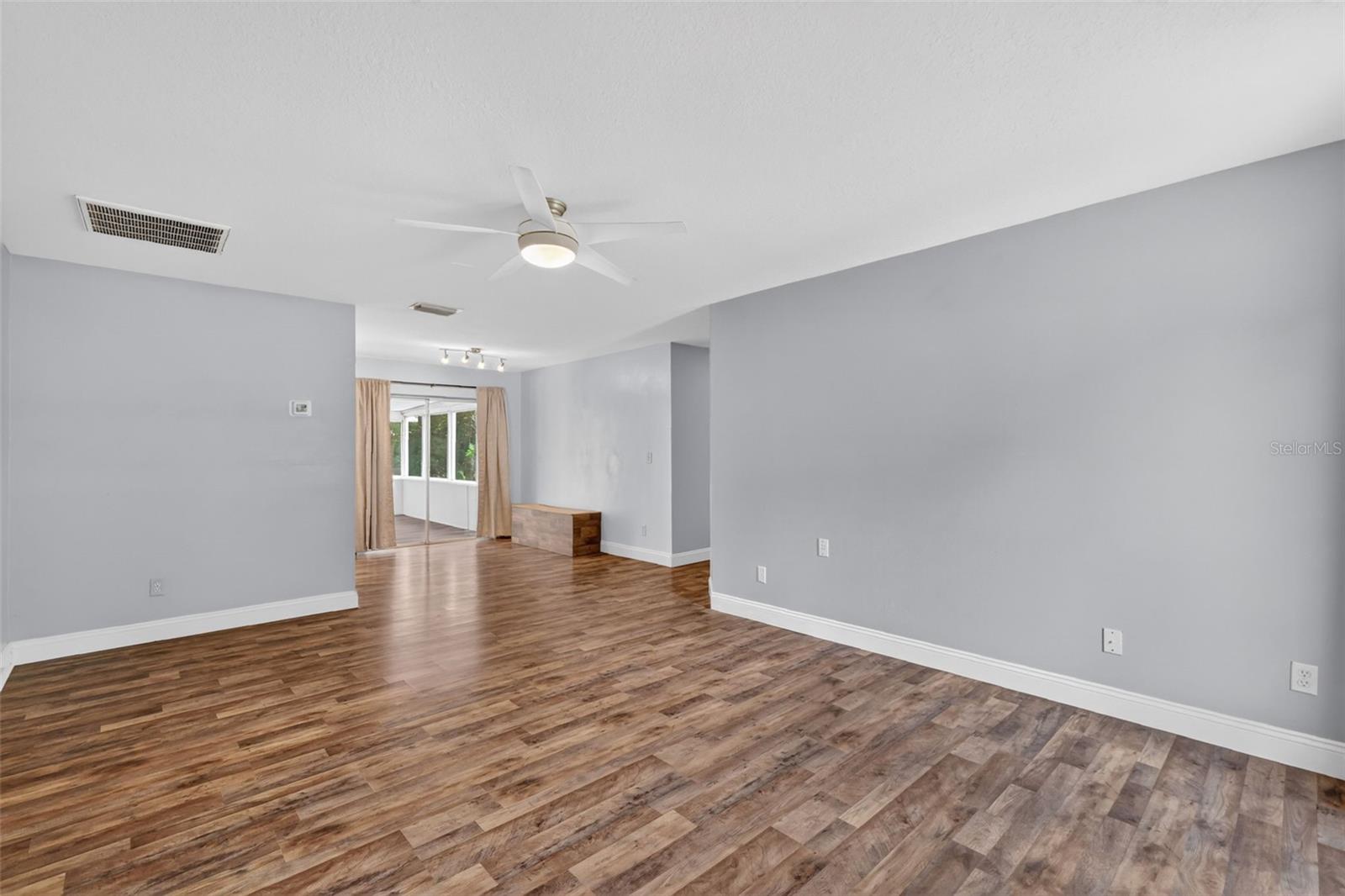 36 BAY RIDGE LOOP, MASCOTTE, FL — photo 14