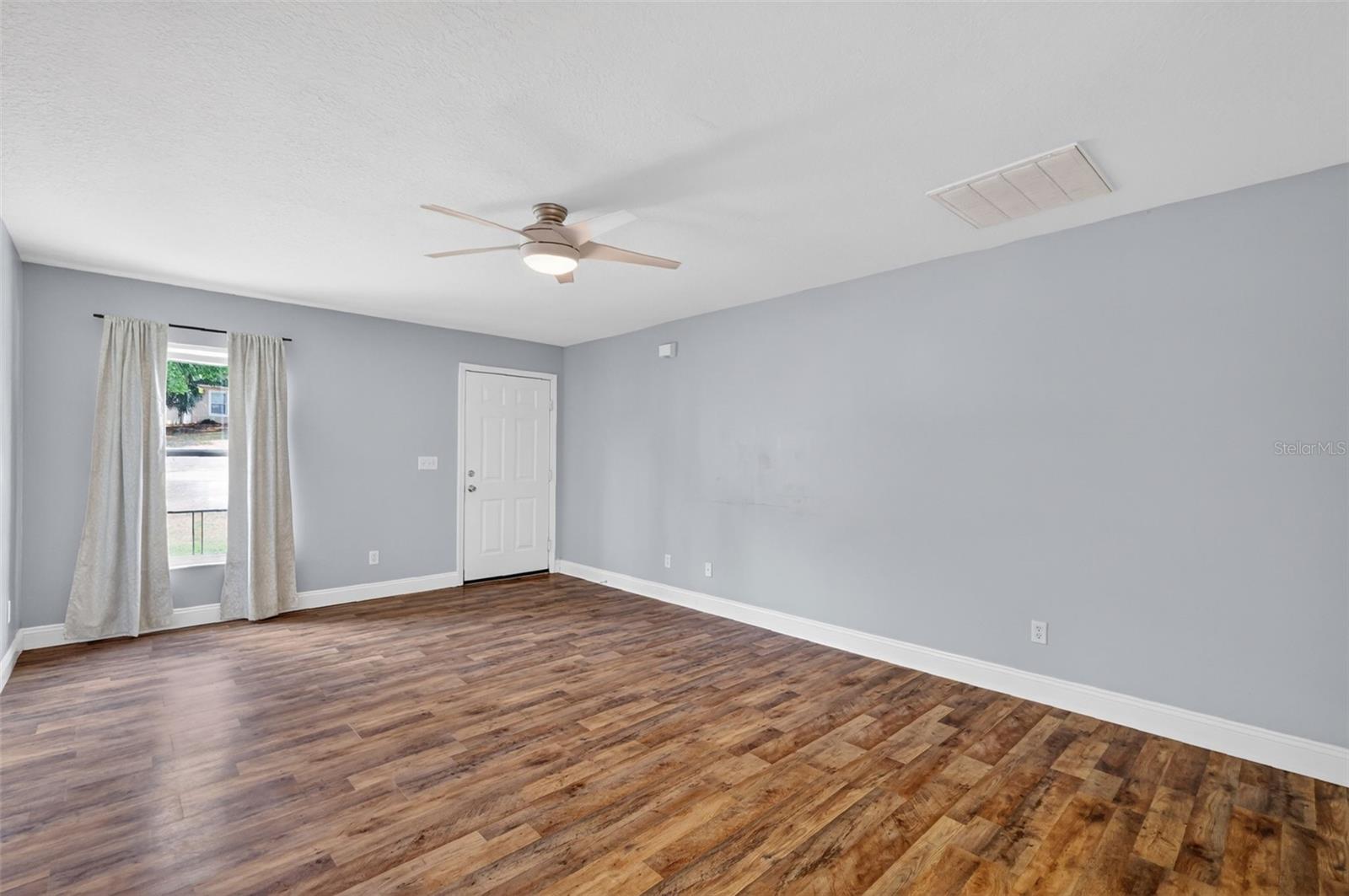 36 BAY RIDGE LOOP, MASCOTTE, FL — photo 17