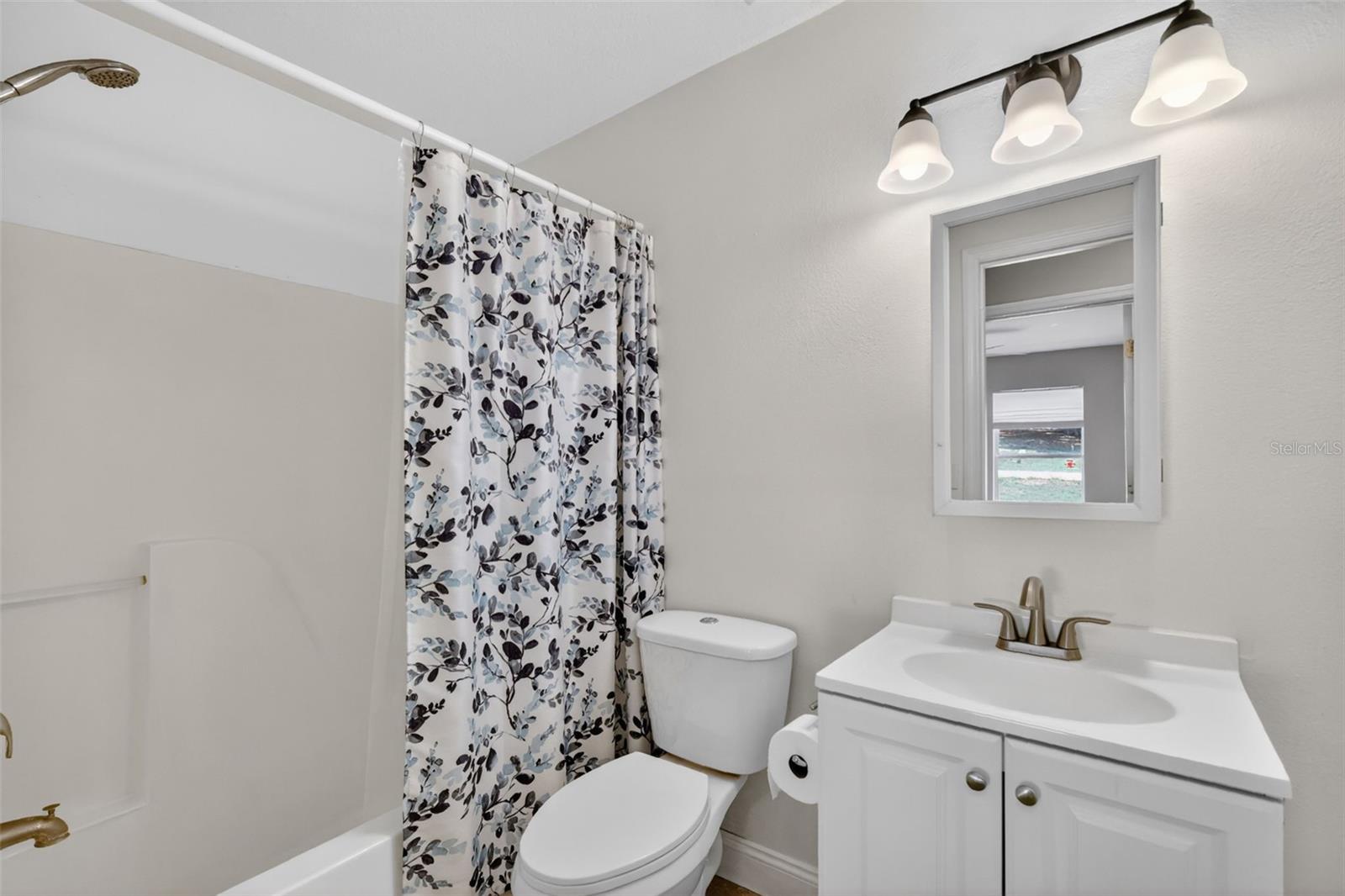 36 BAY RIDGE LOOP, MASCOTTE, FL — photo 44