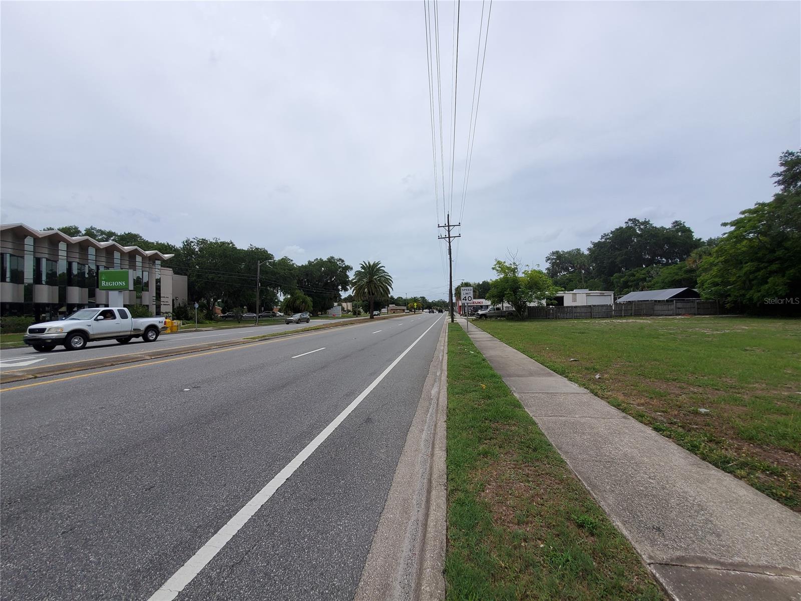 903 N DIXIE FWY, NEW SMYRNA BEACH, FL — photo 4