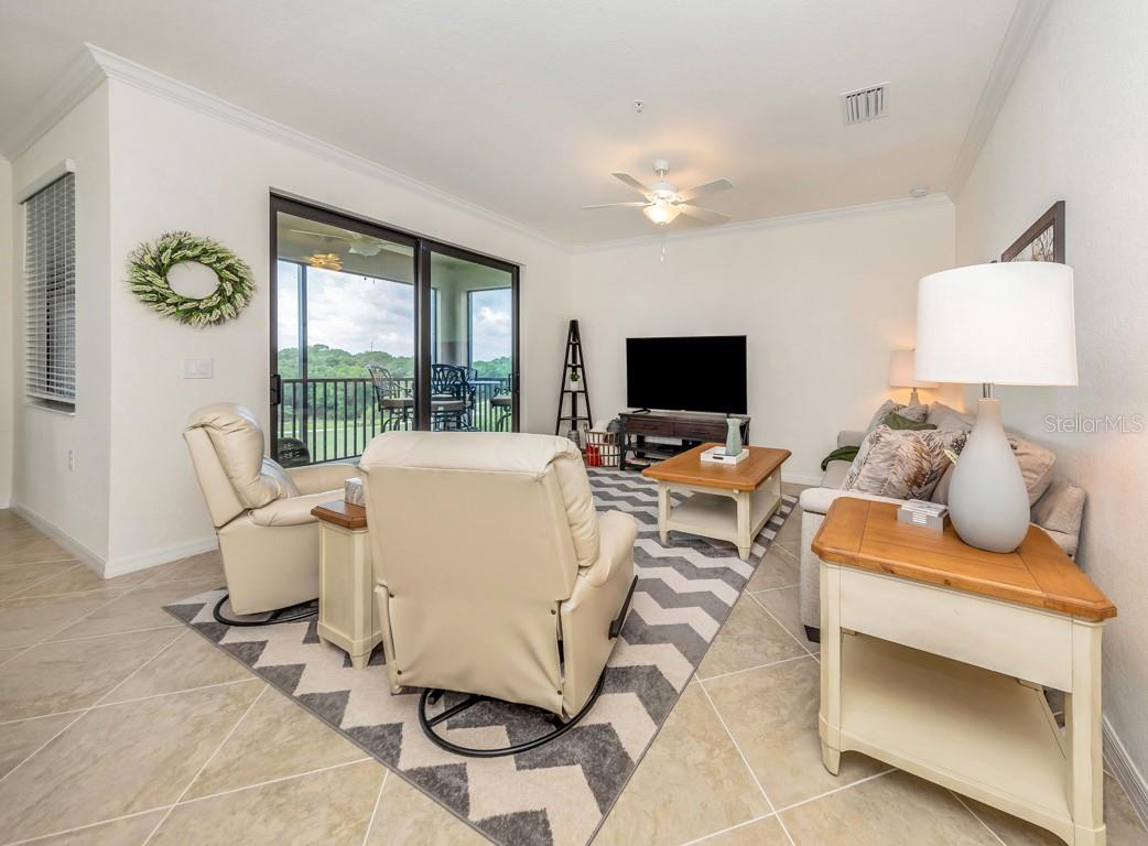 17510 GAWTHROP DR #406, LAKEWOOD RANCH, FL — photo 5