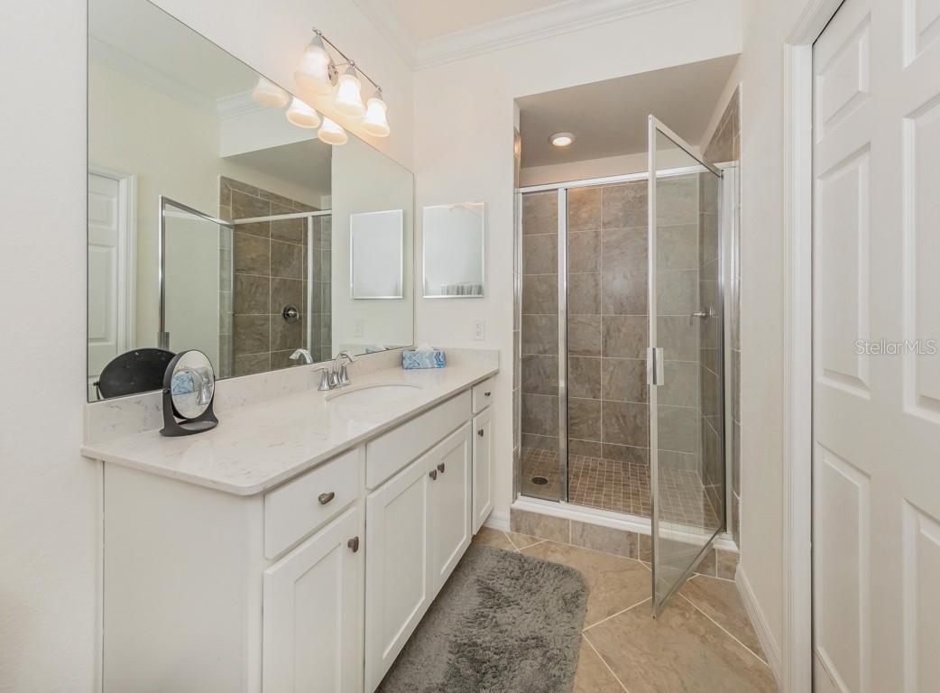 17510 GAWTHROP DR #406, LAKEWOOD RANCH, FL — photo 19