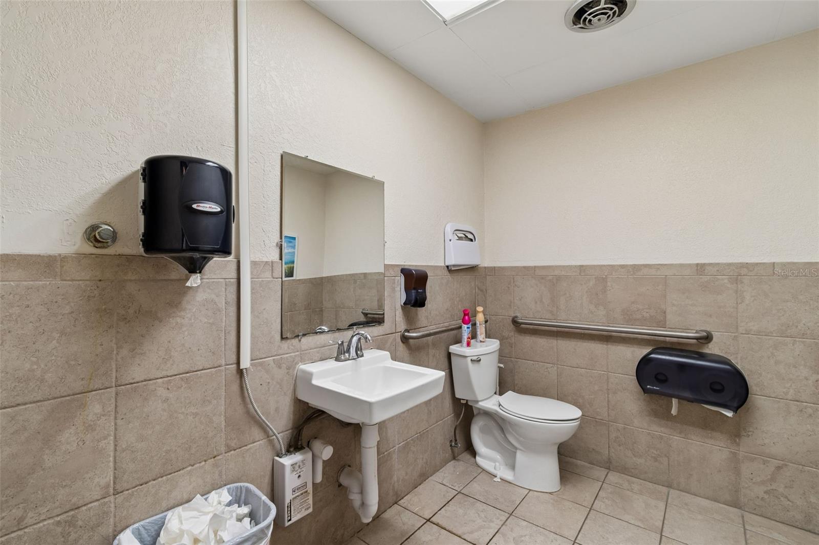 4901 E BUSCH BLVD, TAMPA, FL — photo 15