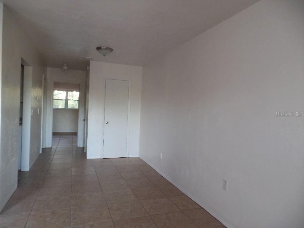 1240 70TH ST N #7, ST PETERSBURG, FL — photo 3