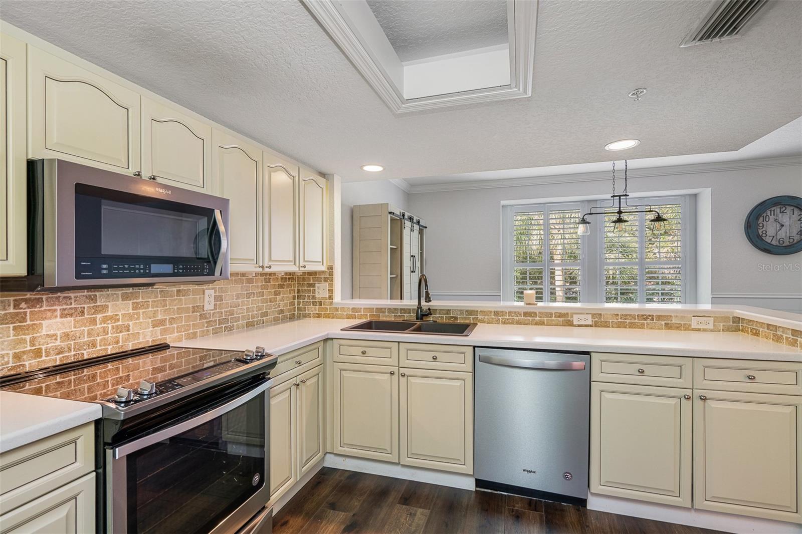 1381 CURLEW RD, DUNEDIN, FL — photo 14