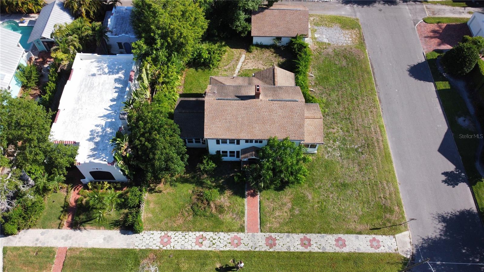 255 19TH AVE NE, ST PETERSBURG, FL — photo 4