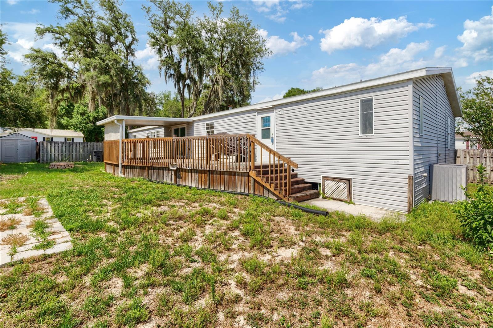 3518 KIAH DR, WESLEY CHAPEL, FL — photo 2