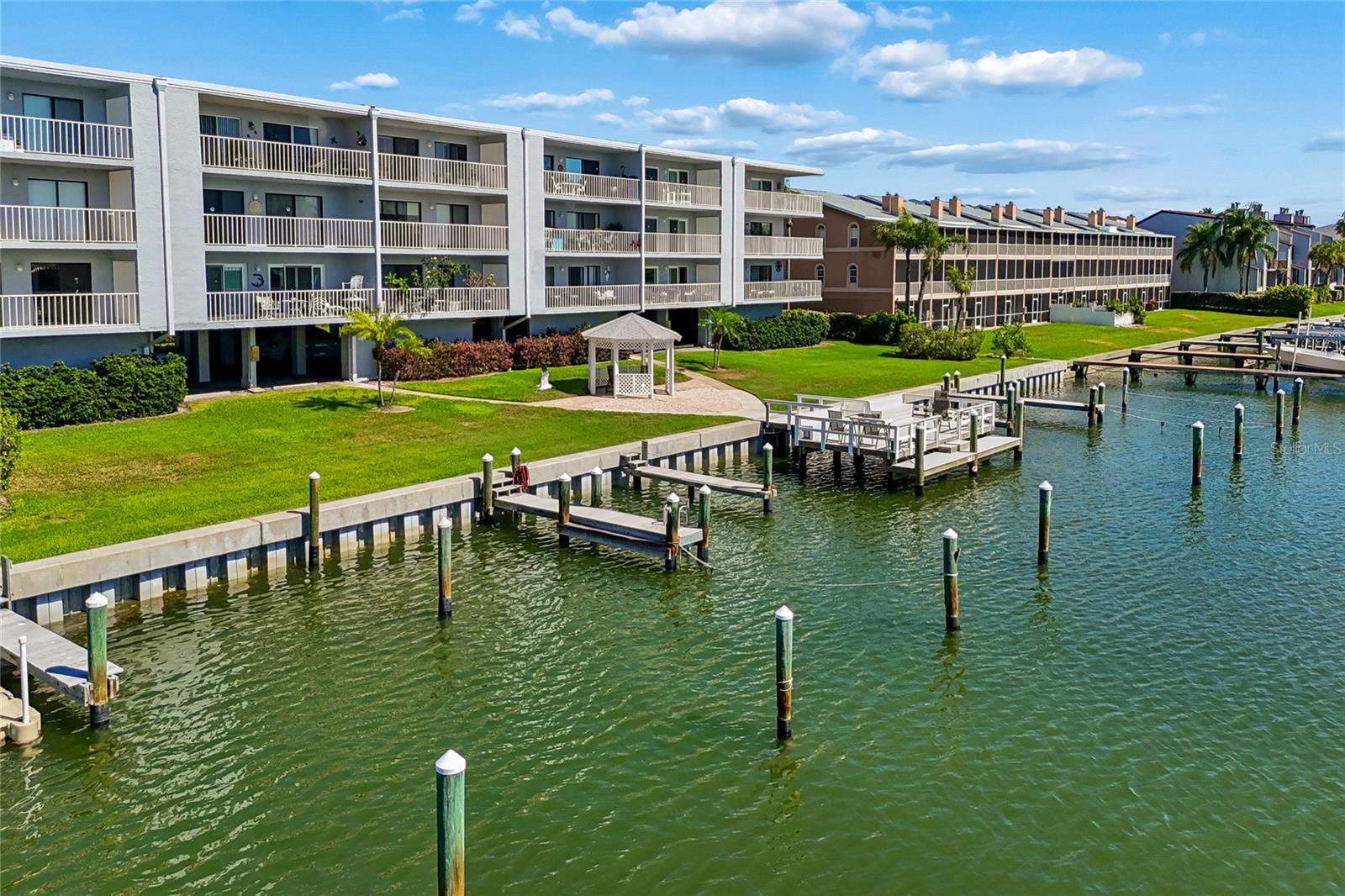 719 PINELLAS BAYWAY S #301, ST PETERSBURG, FL — photo 4