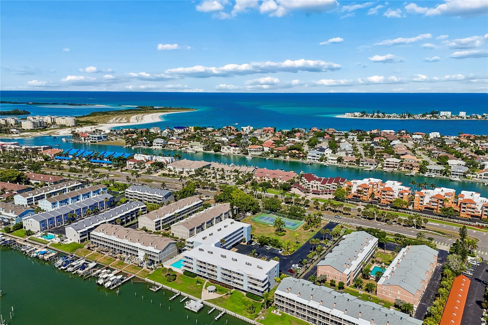 719 PINELLAS BAYWAY S #301, ST PETERSBURG, FL — photo 6
