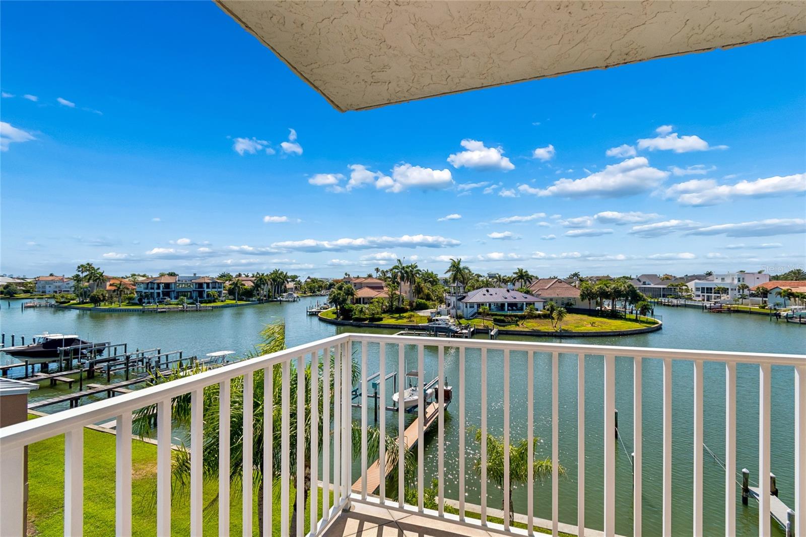 719 PINELLAS BAYWAY S #301, ST PETERSBURG, FL — photo 43