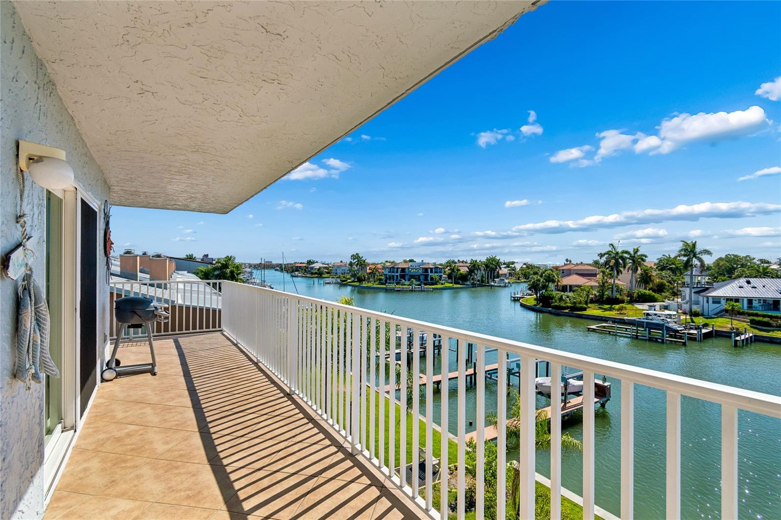 719 PINELLAS BAYWAY S #301, ST PETERSBURG, FL — photo 45
