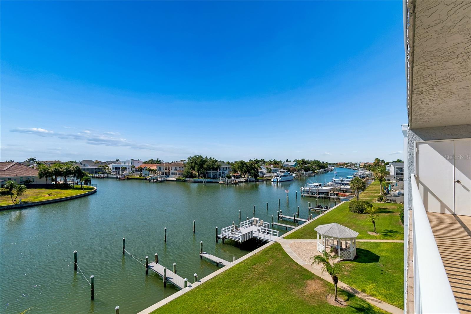 719 PINELLAS BAYWAY S #301, ST PETERSBURG, FL — photo 50