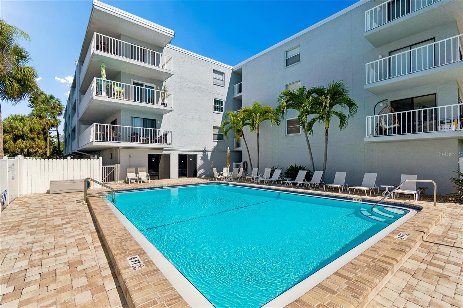 719 PINELLAS BAYWAY S #301, ST PETERSBURG, FL — photo 57