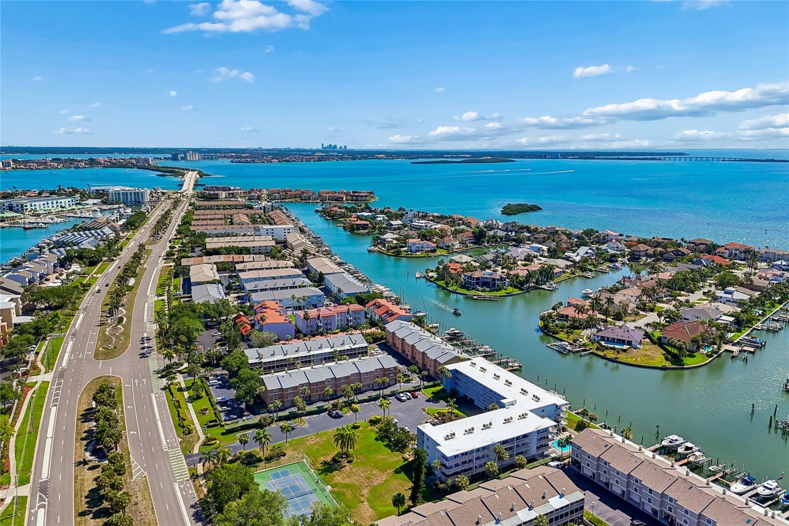 719 PINELLAS BAYWAY S #301, ST PETERSBURG, FL — photo 66