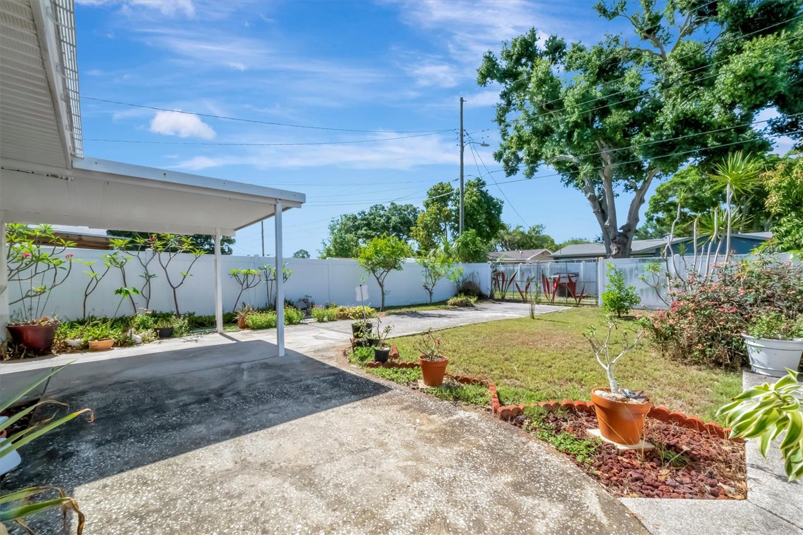 5630 13TH AVE N, ST PETERSBURG, FL — photo 34