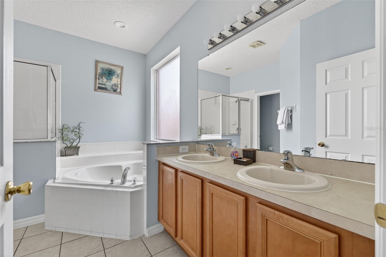 928 SOLANA CIR, DAVENPORT, FL — photo 29