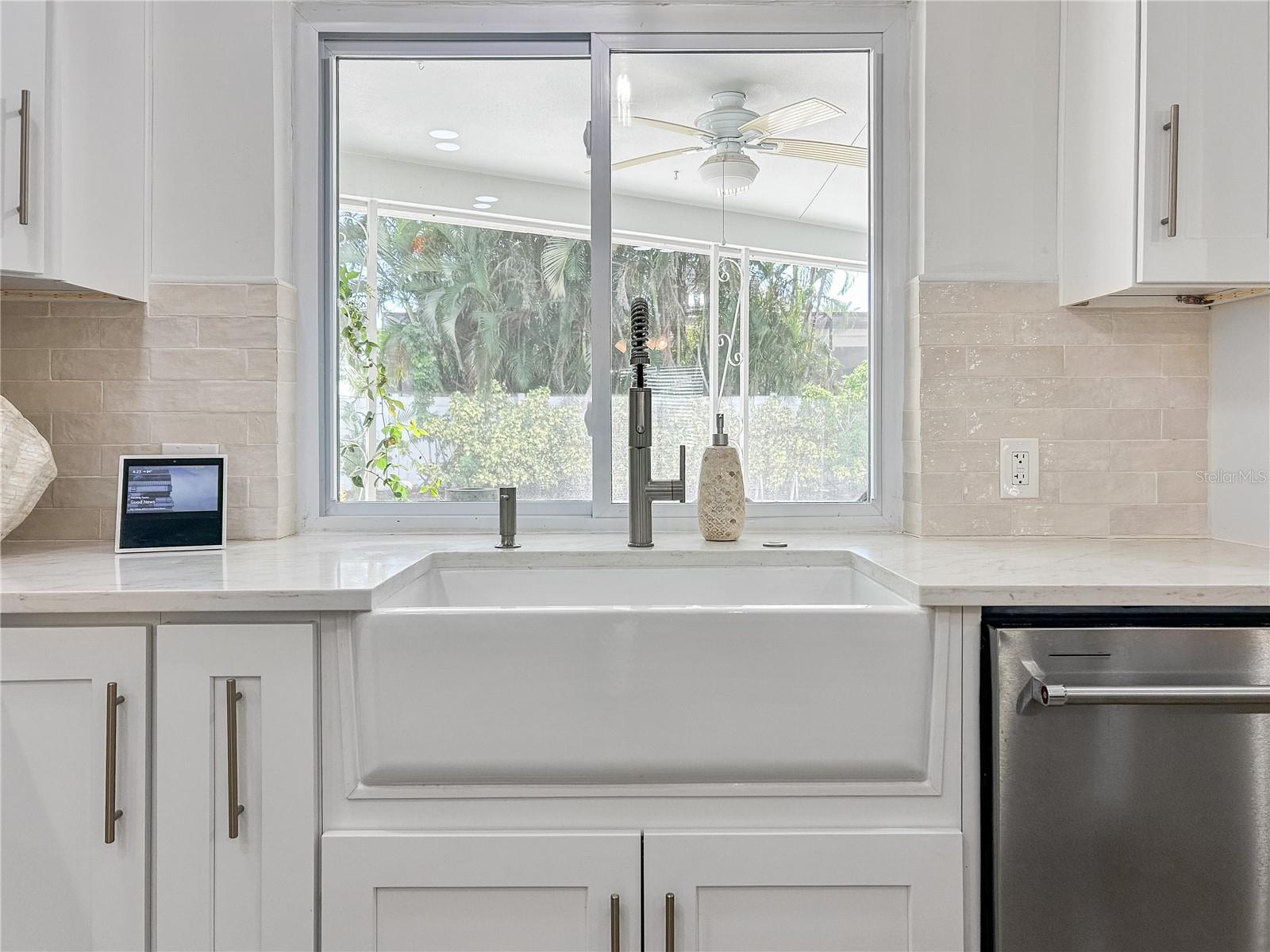5853 LEELAND ST S, ST PETERSBURG, FL — photo 9