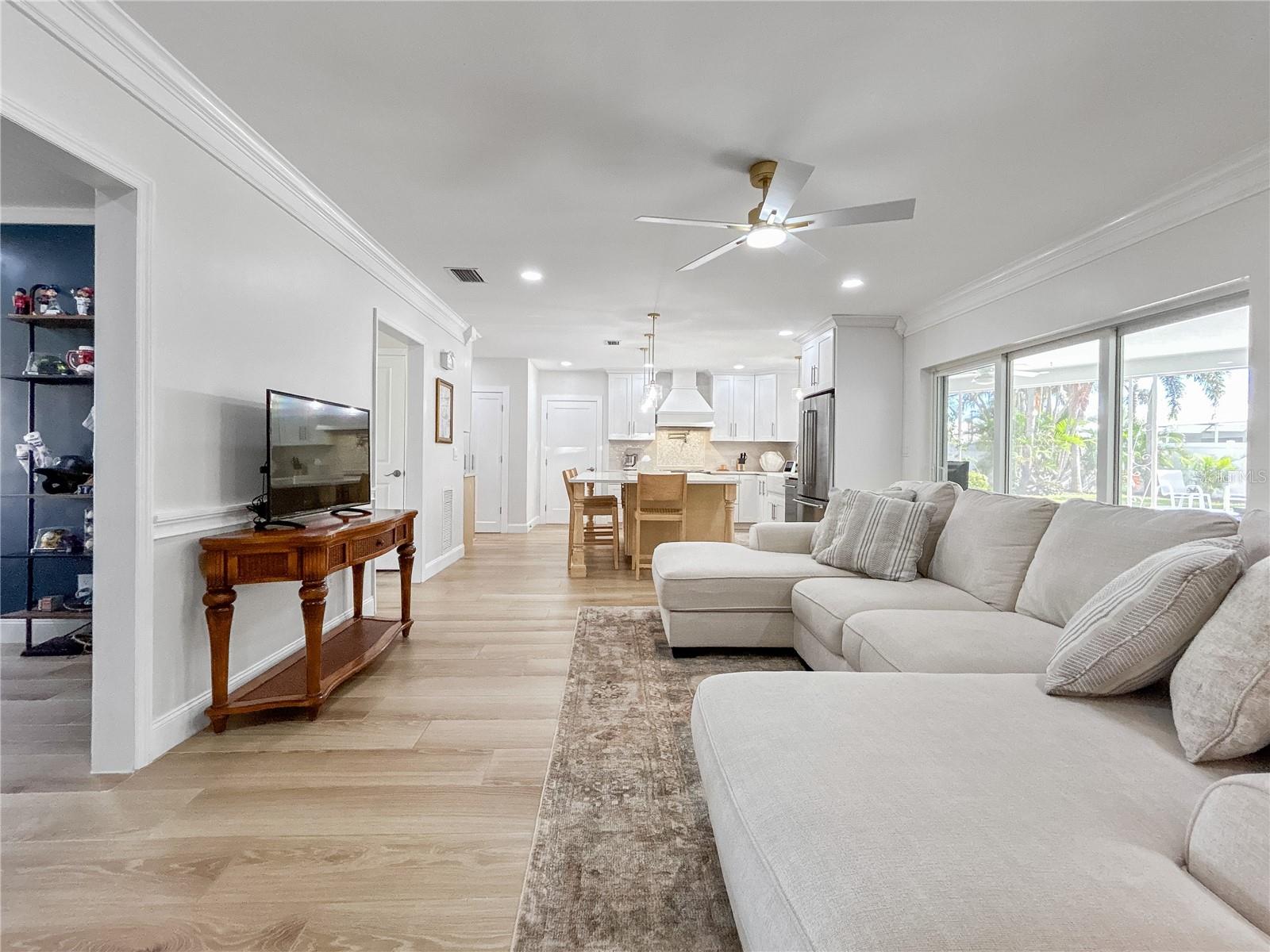 5853 LEELAND ST S, ST PETERSBURG, FL — photo 16