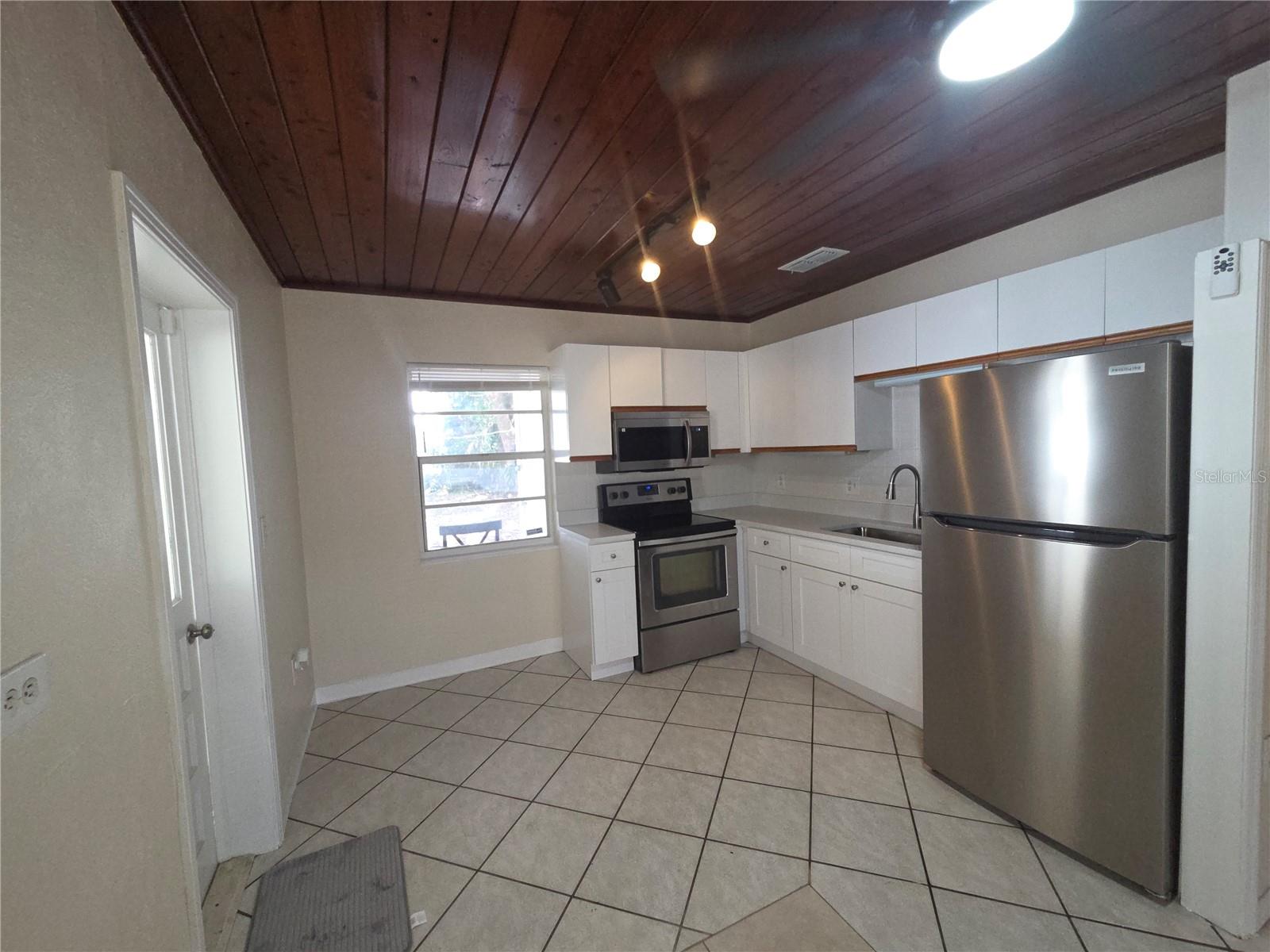 419 32ND AVE E, BRADENTON, FL — photo 7
