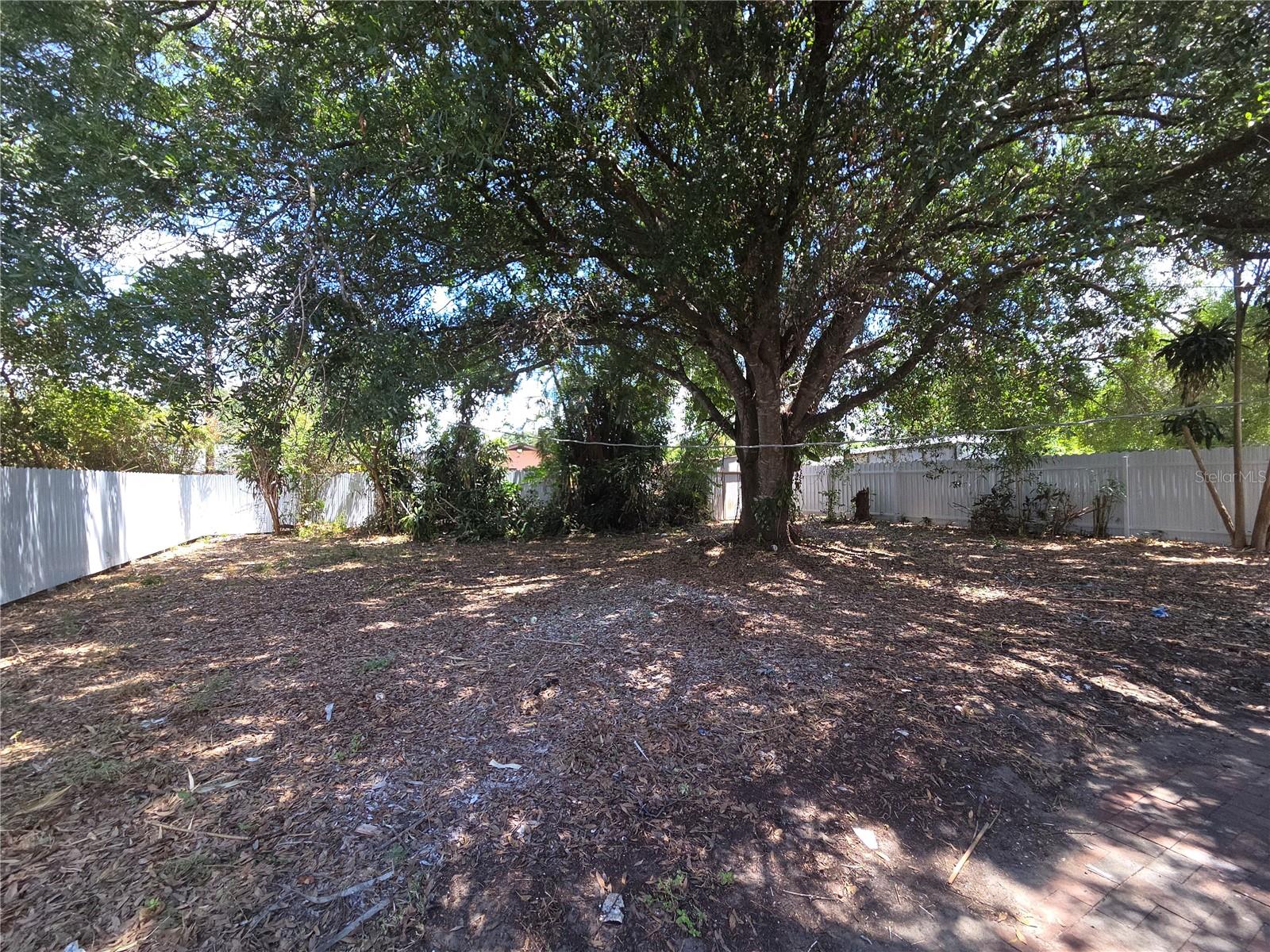 419 32ND AVE E, BRADENTON, FL — photo 26