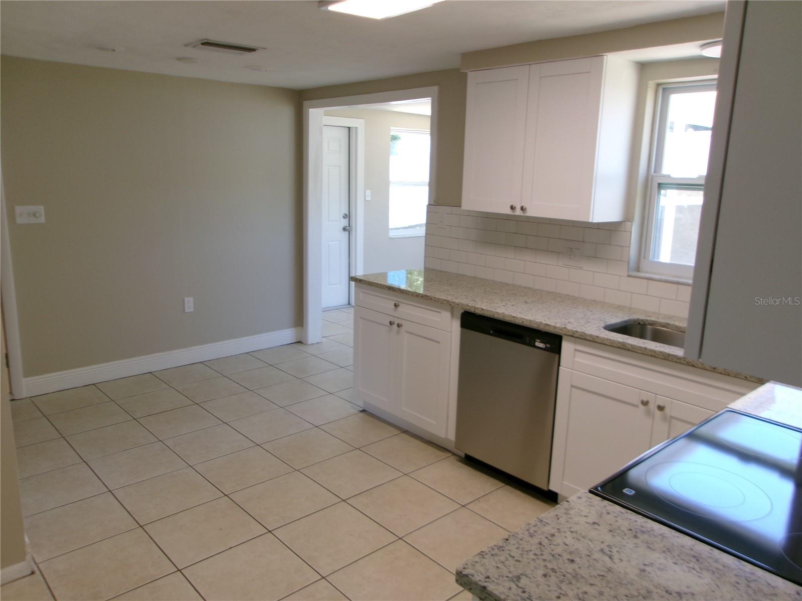 5103 VALIMOR DR, HOLIDAY, FL — photo 5