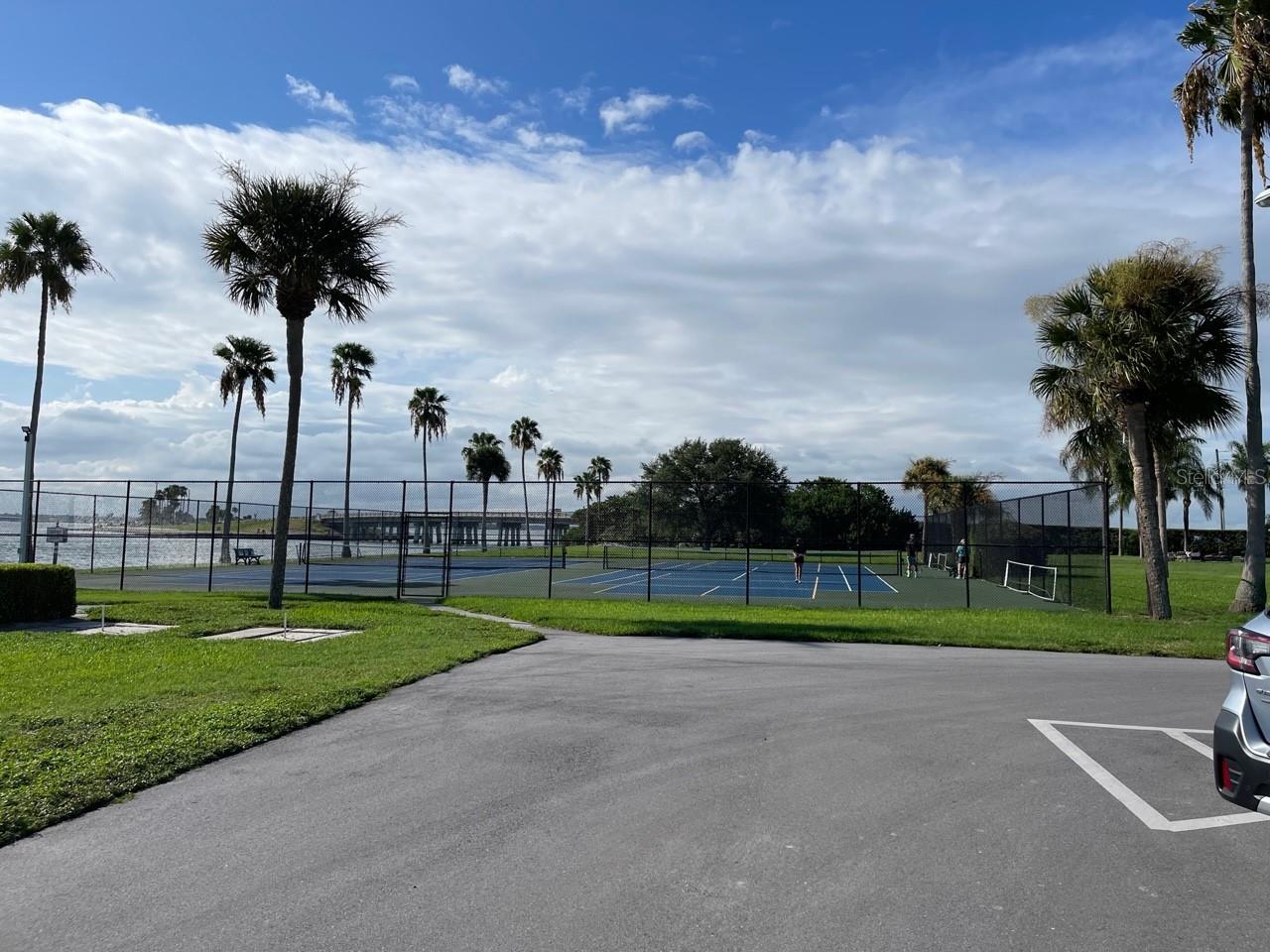 9 FORBES PL #405, DUNEDIN, FL — photo 17