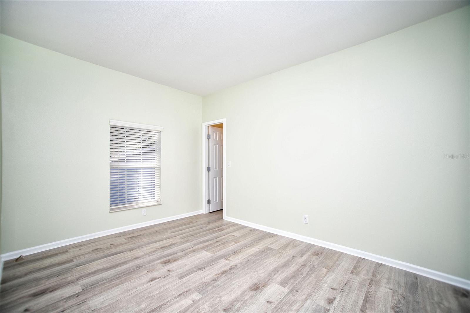 415 DR ML KING JR ST N, SAFETY HARBOR, FL — photo 10
