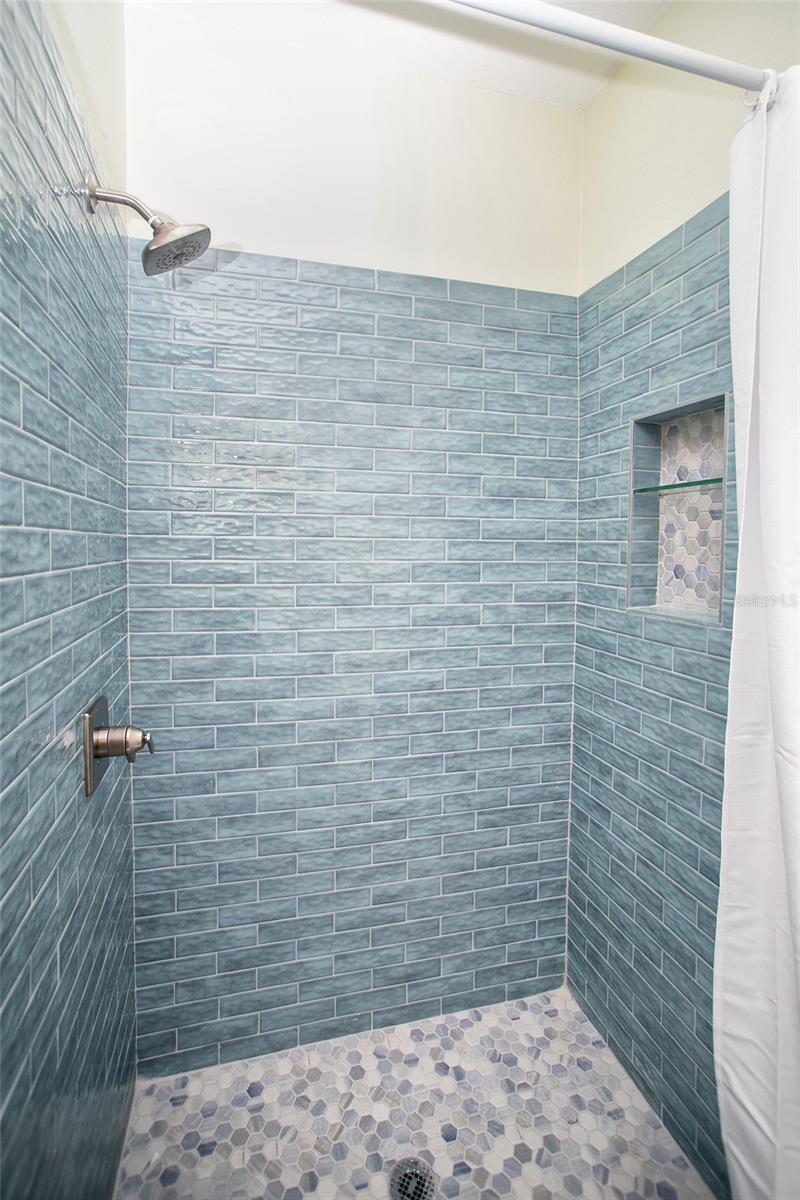 415 DR ML KING JR ST N, SAFETY HARBOR, FL — photo 15
