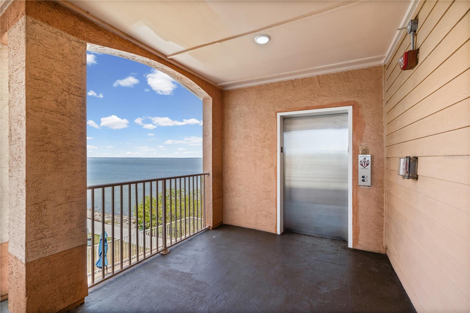 5000 CULBREATH KEY WAY #9-216, TAMPA, FL — photo 27