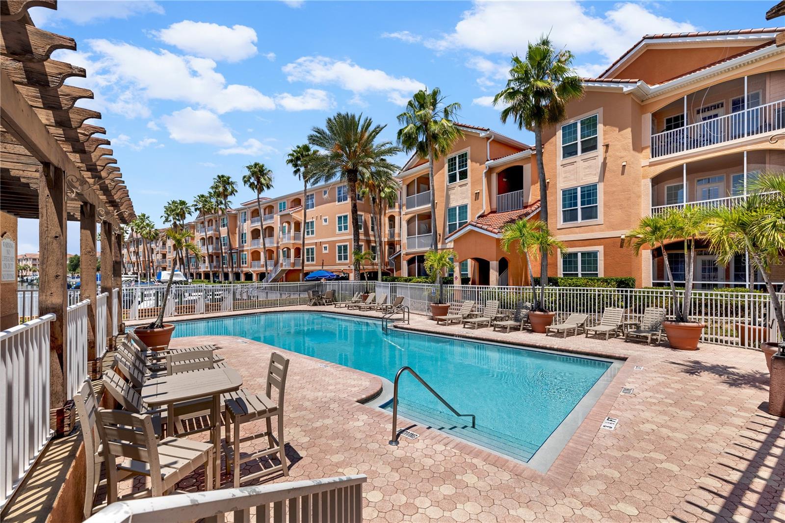 5000 CULBREATH KEY WAY #9-216, TAMPA, FL — photo 38