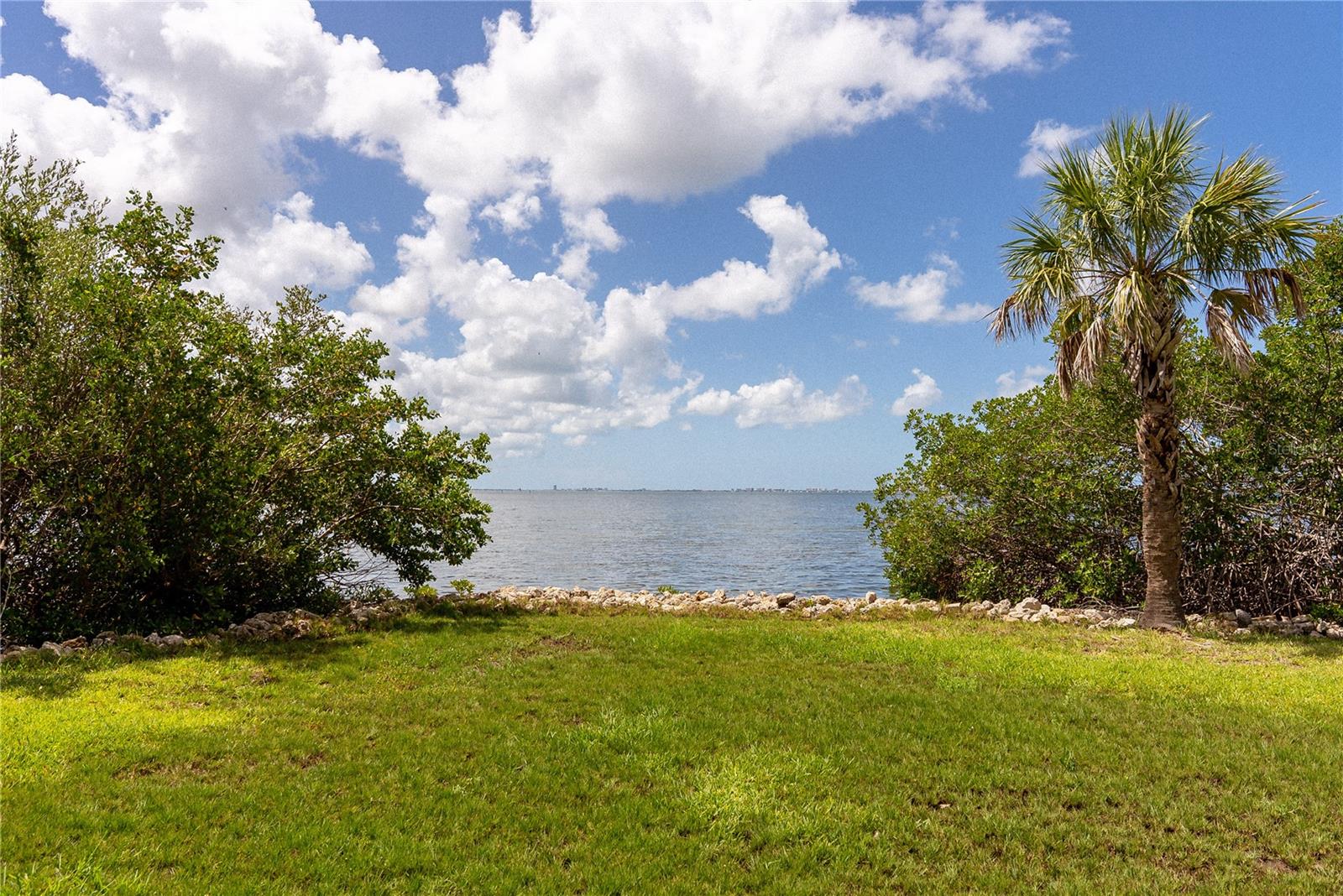 2424 BAY DR #2424/2426, BRADENTON, FL — photo 3