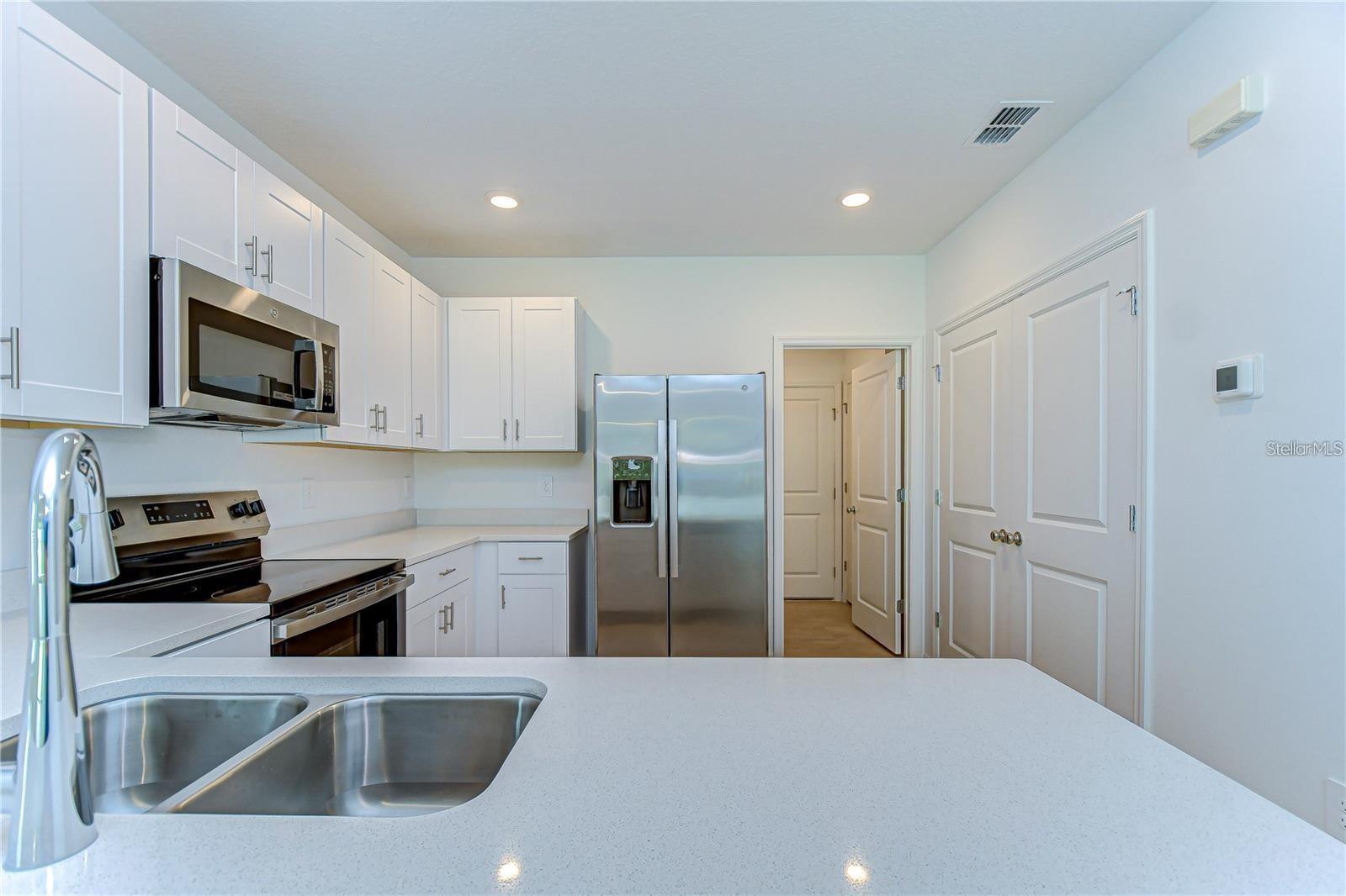 13341 TROPICAL BREEZE WAY, HUDSON, FL — photo 8