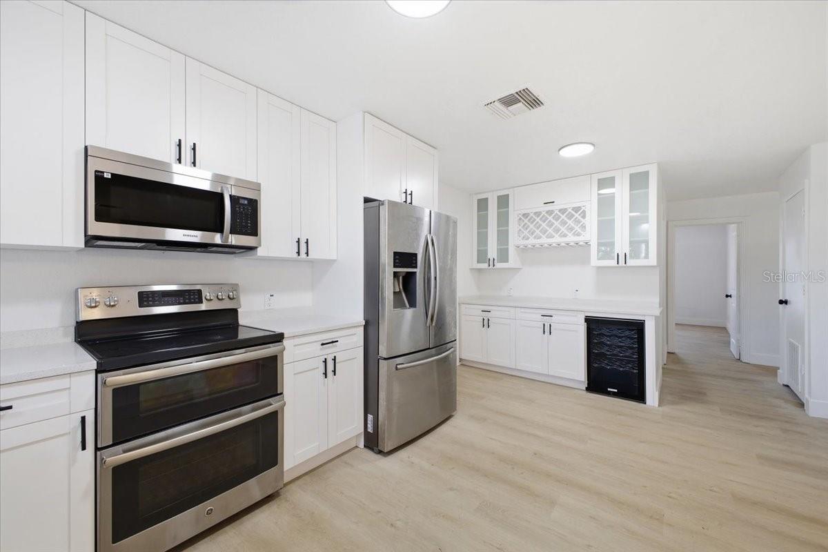 3308 3RD AVE W, BRADENTON, FL — photo 13