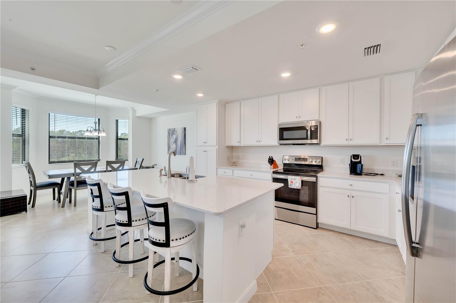 17510 GAWTHROP DR #203, LAKEWOOD RANCH, FL — photo 9