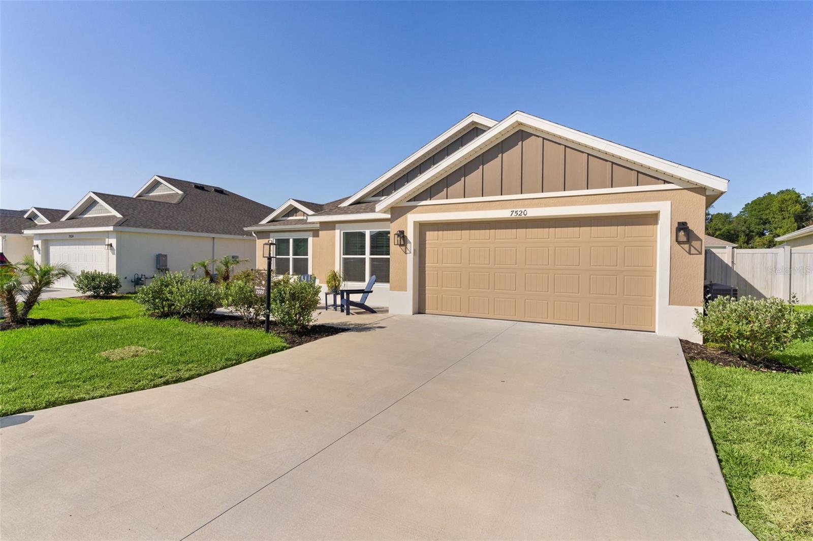 7520 FAR HILLS LOOP, THE VILLAGES, FL — photo 12