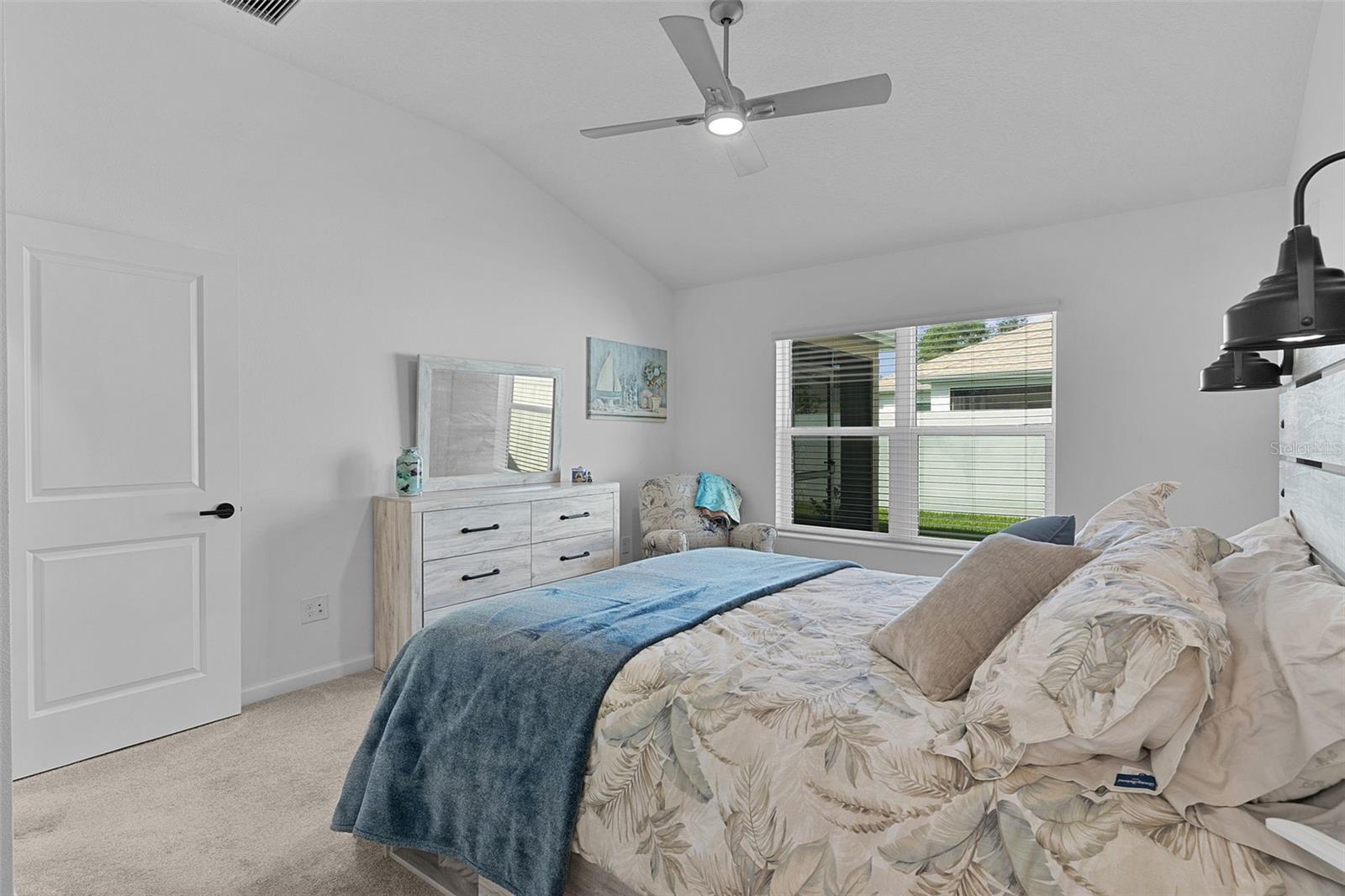 7520 FAR HILLS LOOP, THE VILLAGES, FL — photo 43