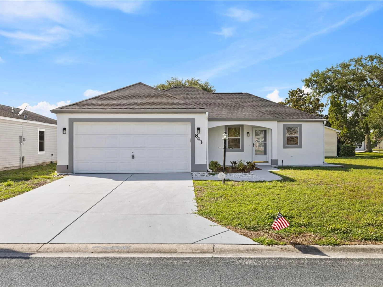 843 BOLIVAR ST, LADY LAKE, FL — photo 1
