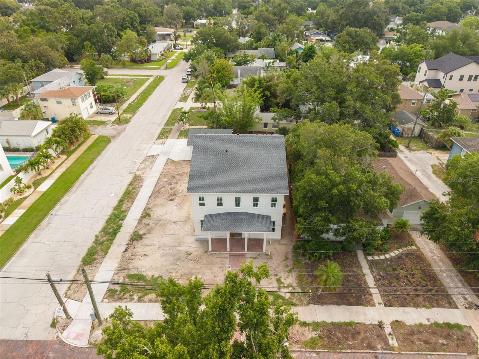 1341 28TH AVE N, ST PETERSBURG, FL — photo 10