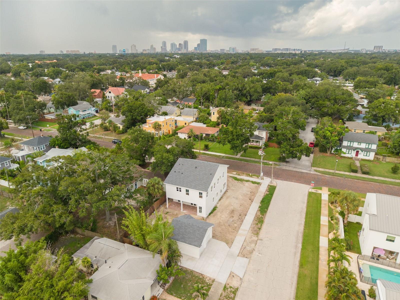 1341 28TH AVE N, ST PETERSBURG, FL — photo 13